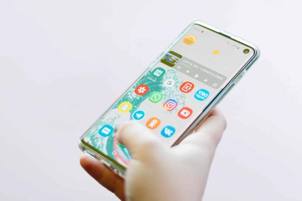 Quel est le meilleur purificateur d'air connecté avec suivi de la qualité de l'air via smartphone?
